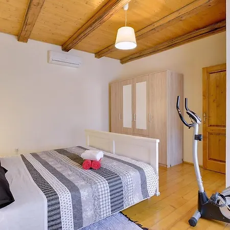 Prázdninový dům House Batelani Barban