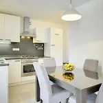 House Batelani Tatil Evi Barban