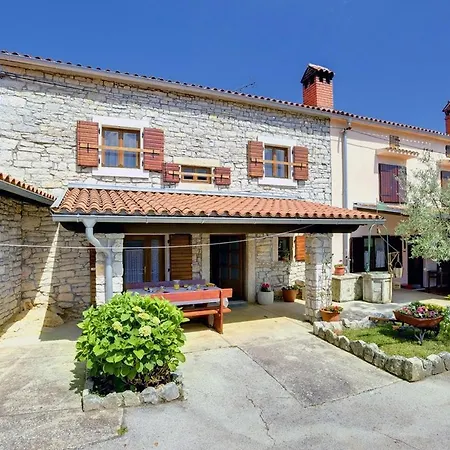House Batelani Tatil Evi Barban