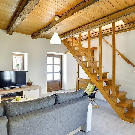 House Batelani